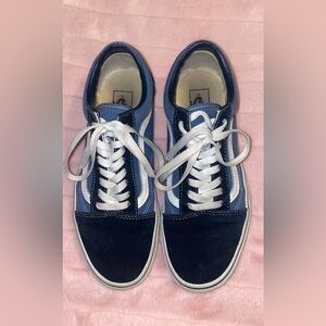 VANS old skool navy and white shoes